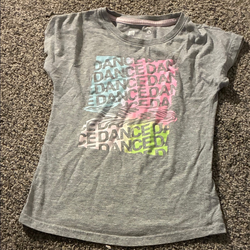 Gray Dance Graphic T-Shirt